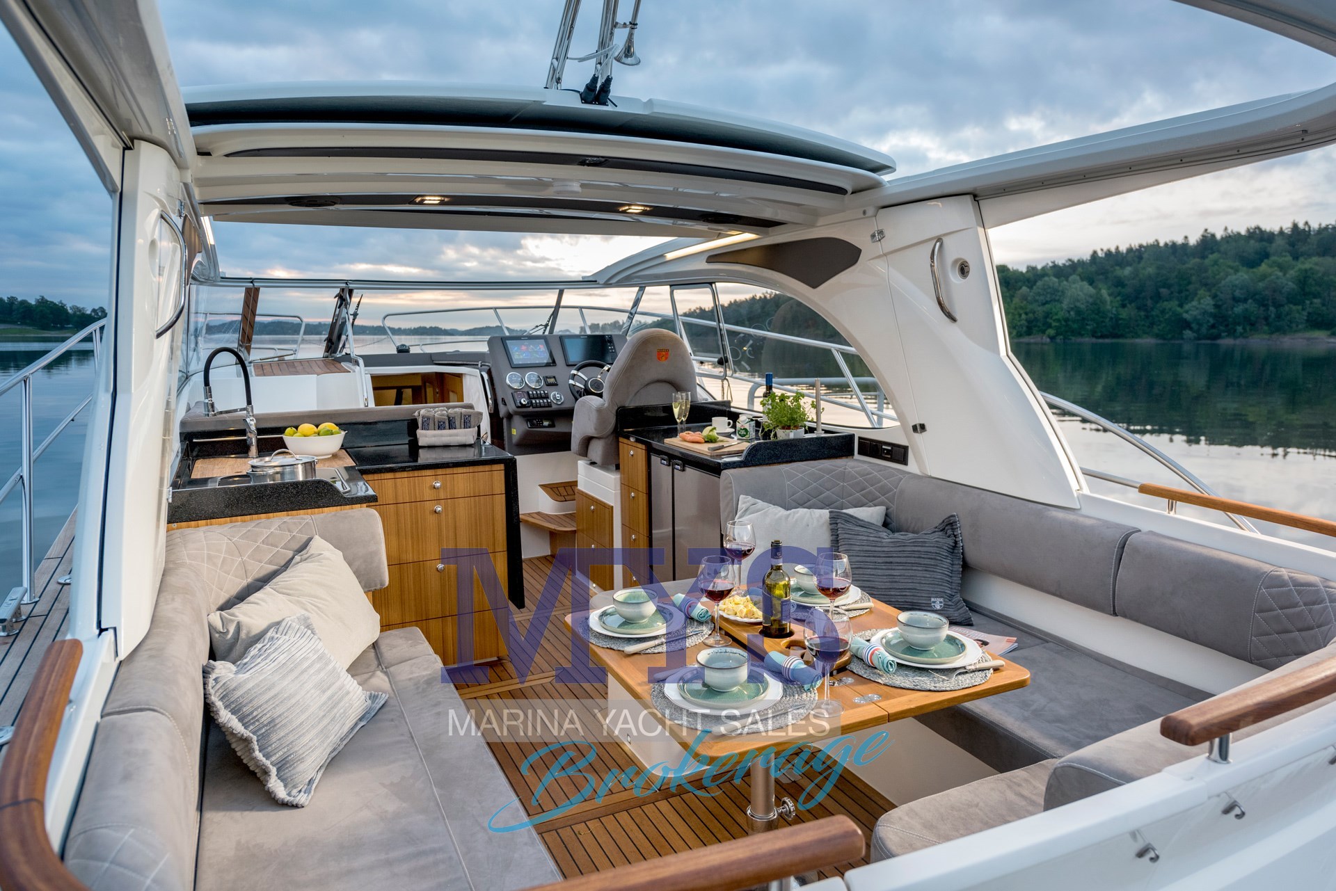 Marex 360 Cabriolet Cruiser · 2025 in vendita in Altra zona — foto 7