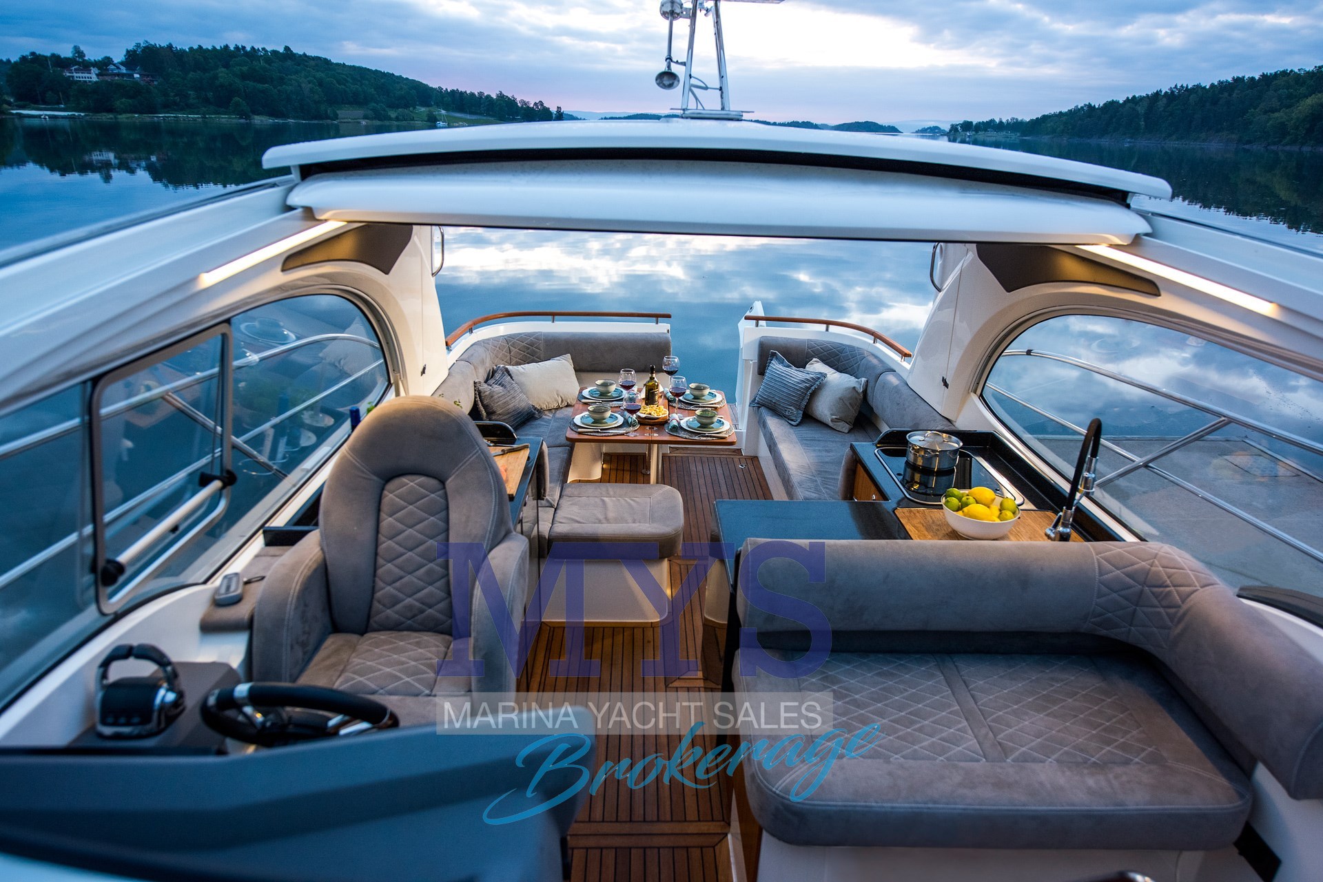 Marex 360 Cabriolet Cruiser · 2025 in vendita in Altra zona — foto 9