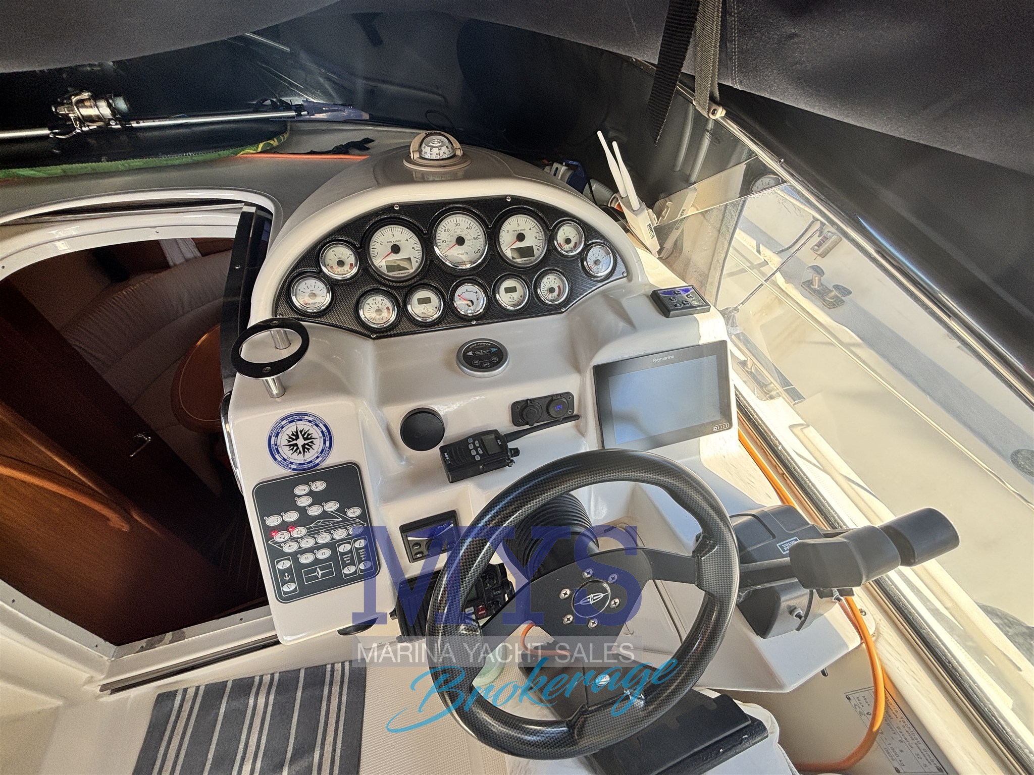 Bavaria 32 S · 2007 zu verkaufen – Andere Region — Foto 7