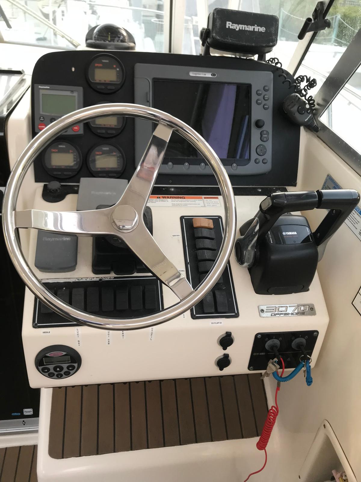 Pursuit 3070 Offshore · 2005 à vendre – Autre zone — photo 5