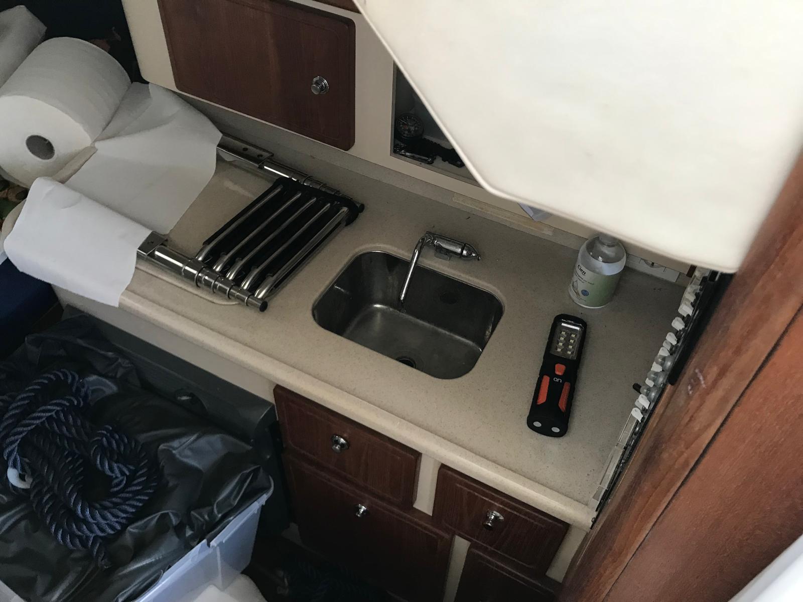 Pursuit 3070 Offshore · 2005 à vendre – Autre zone — photo 6