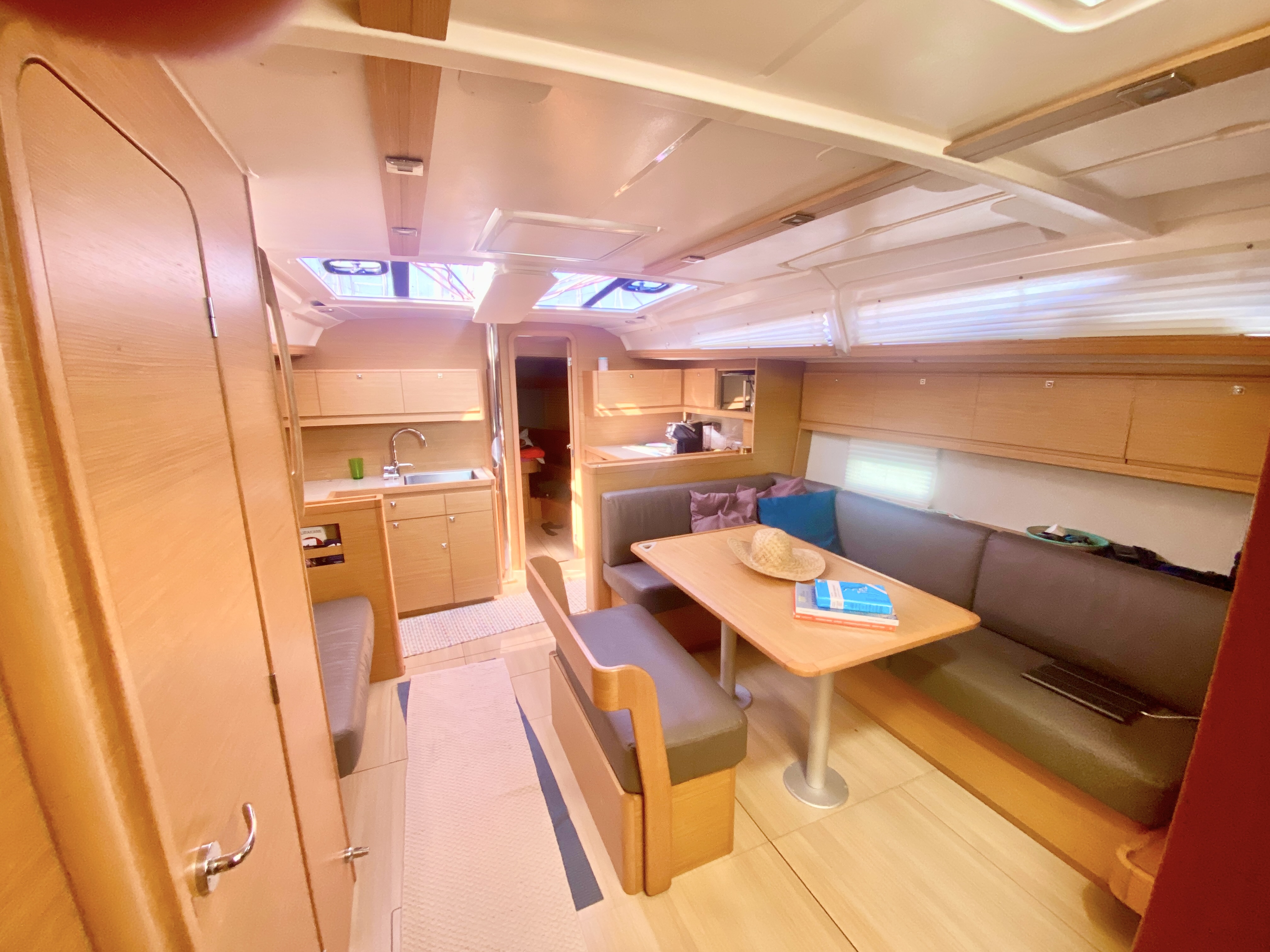 Dufour 430 Grand Large · 2019 in vendita in Altra zona — foto 5
