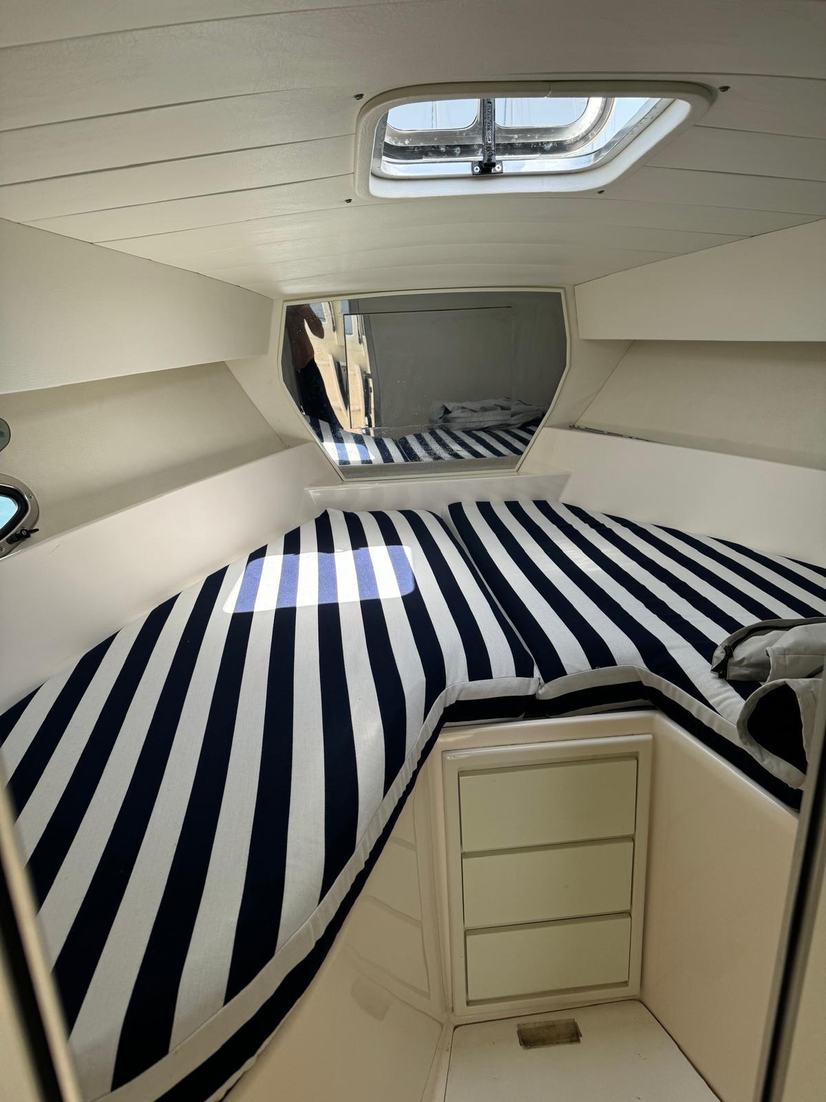 Pershing 33 · 1994 zu verkaufen – Andere Region — Foto 8