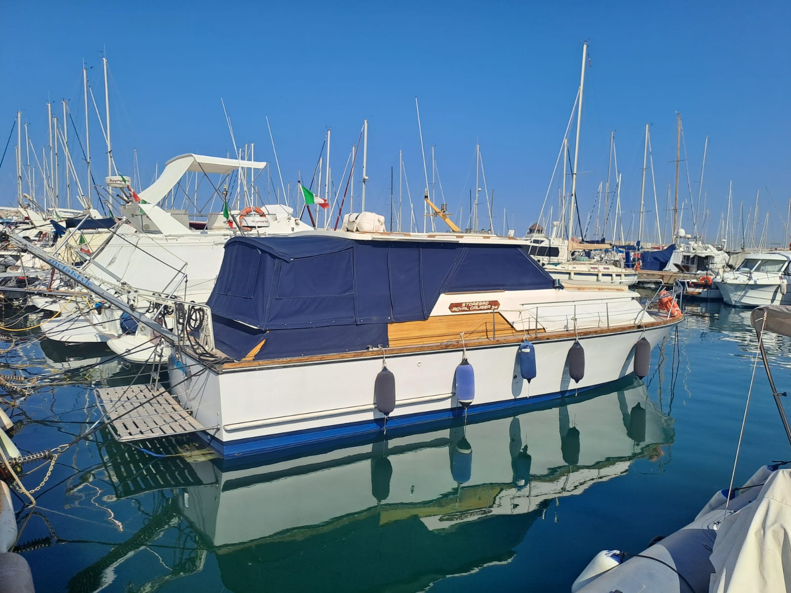 Robalo Royal Cruiser 34 · 1975 zu verkaufen – Andere Region — Foto 9