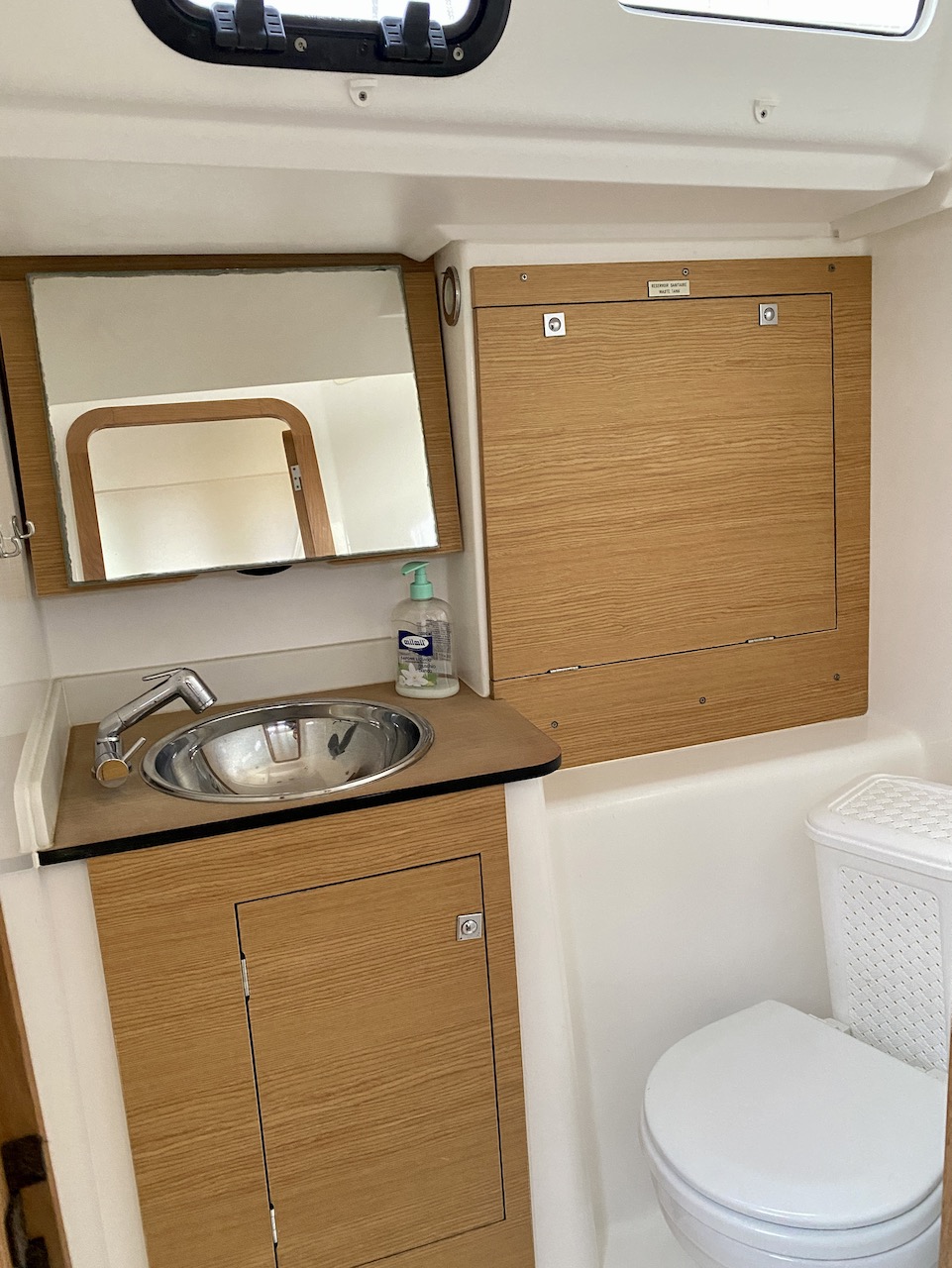 Dufour 350 Grand Large · 2017 en venta en Otra zona — foto 8