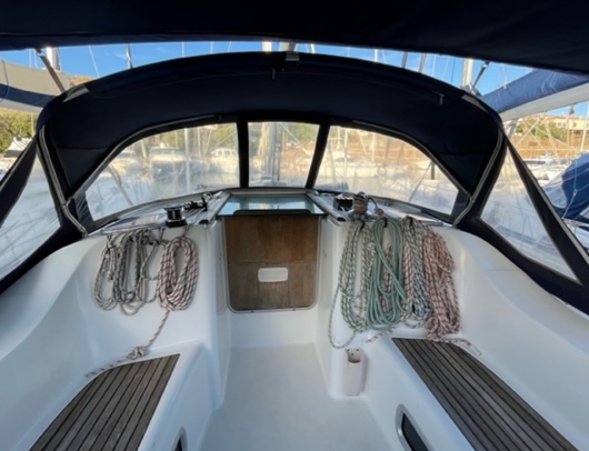 Beneteau Oceanis 393 Clipper · 2002 zu verkaufen – Andere Region — Foto 2