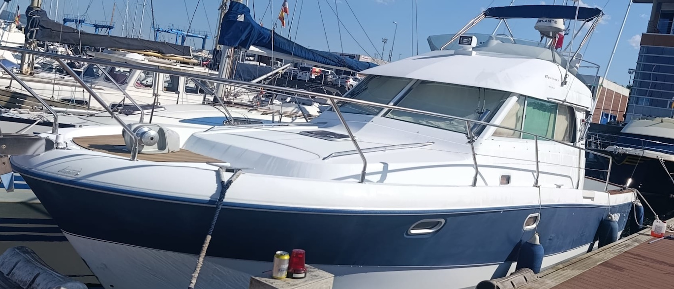 Beneteau Antares 10.80 · 2006 en venta en Asturias, Cantabria y País Vasco — foto 2