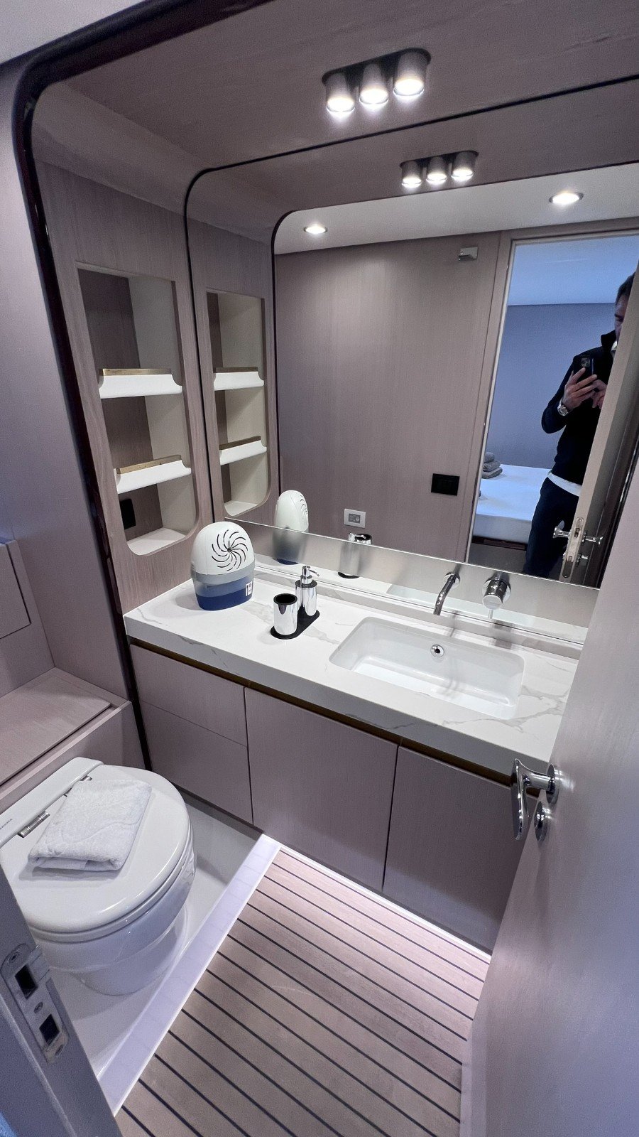 Azimut 60 Fly · 2018 en venta en Croacia — foto 4