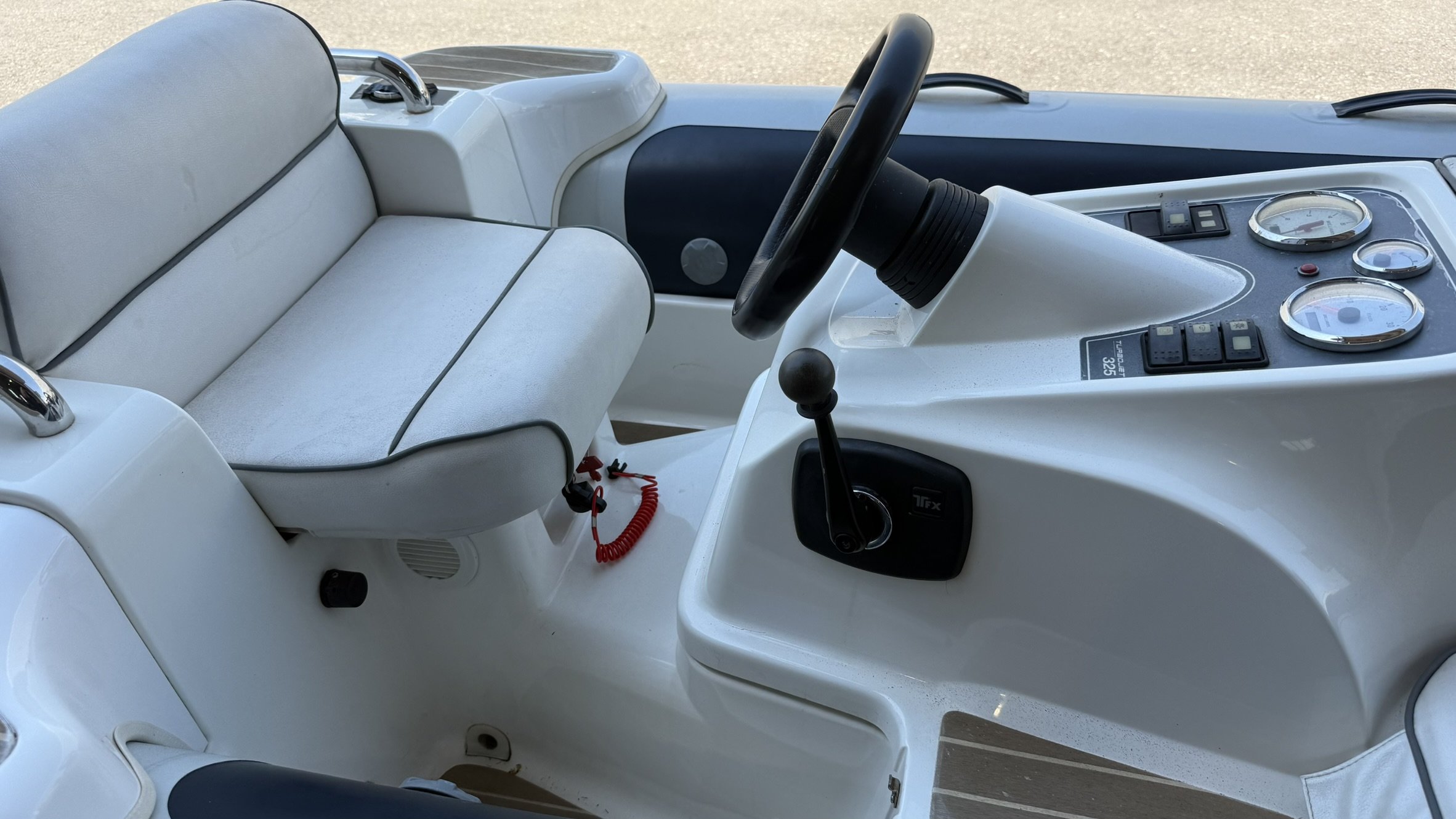Williams 325 Turbo Jet · 2010 en venta en Croacia — foto 6