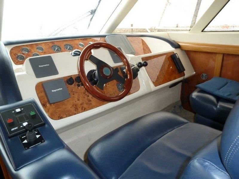 Sealine T46 Fly · 2002 en venta en Véneto y Adriático norte — foto 2