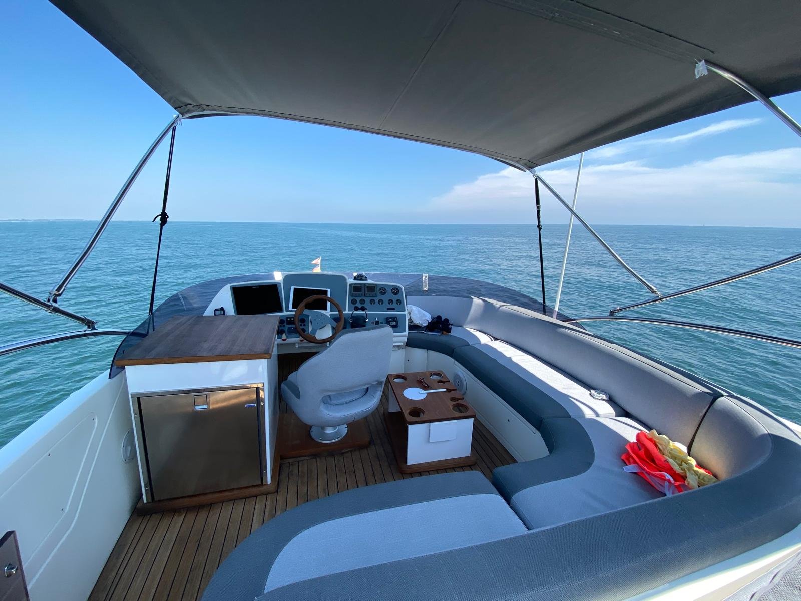 Sealine T46 Fly · 2002 en venta en Véneto y Adriático norte — foto 5