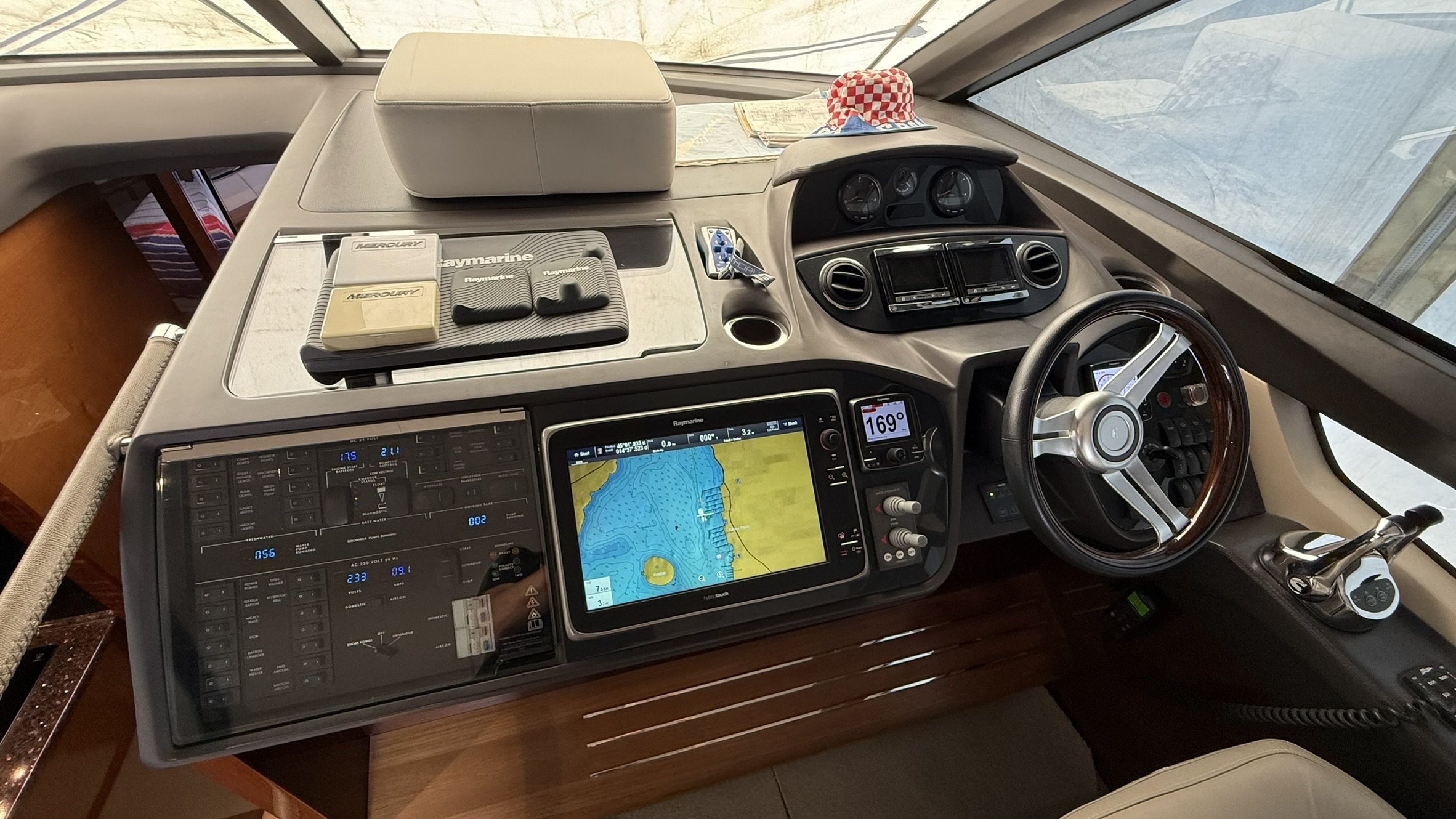 Princess 43 Fly · 2015 for sale in Croatia — photo 9