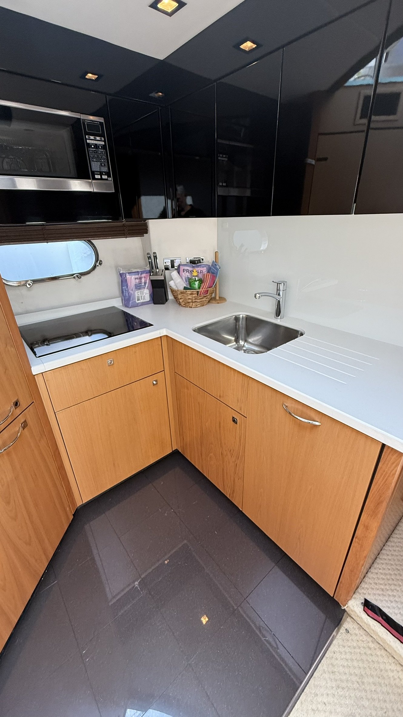 Sunseeker 64 Predator · 2011 zu verkaufen – Kroatien — Foto 6