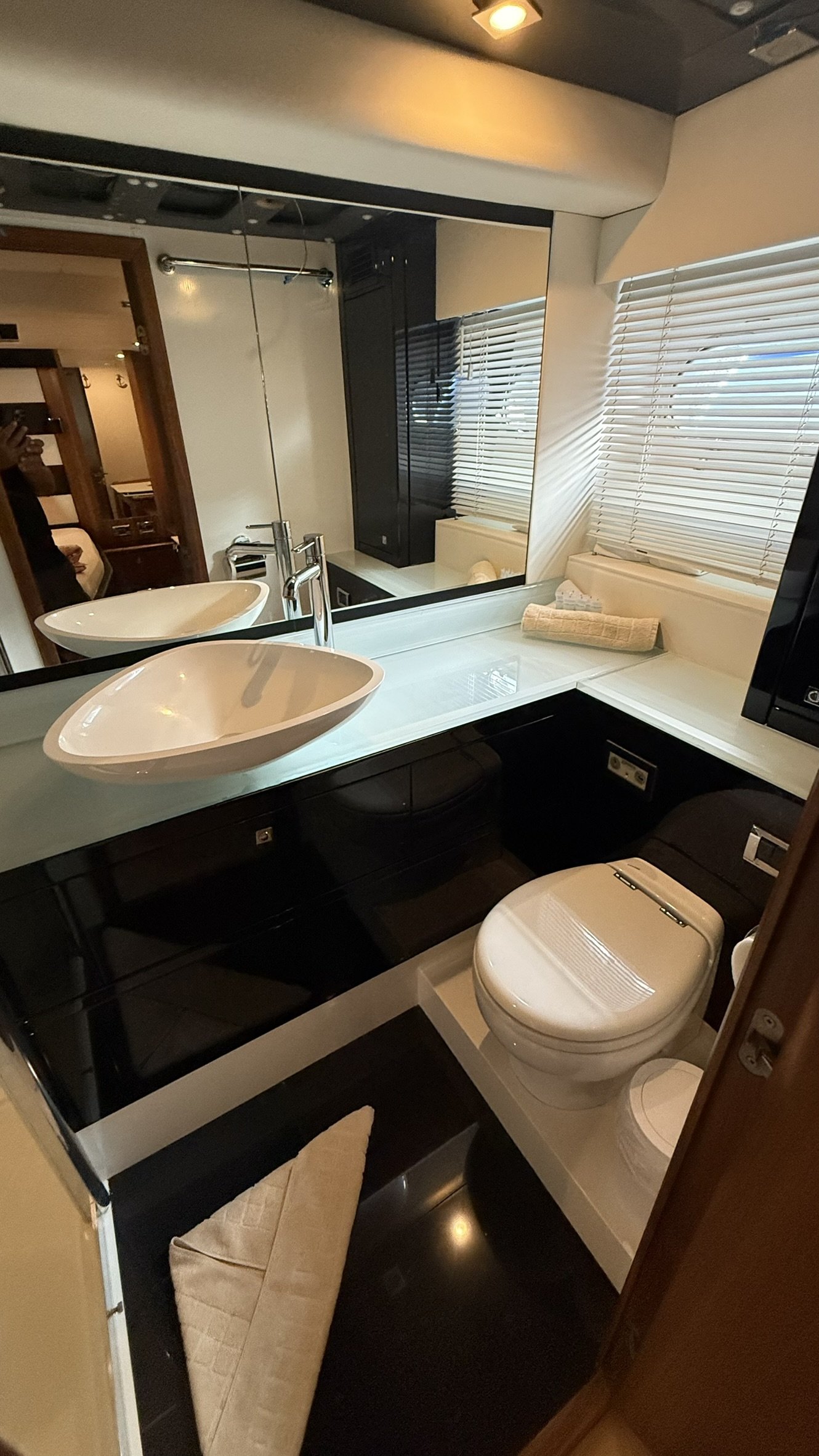 Sunseeker 64 Predator · 2011 zu verkaufen – Kroatien — Foto 10