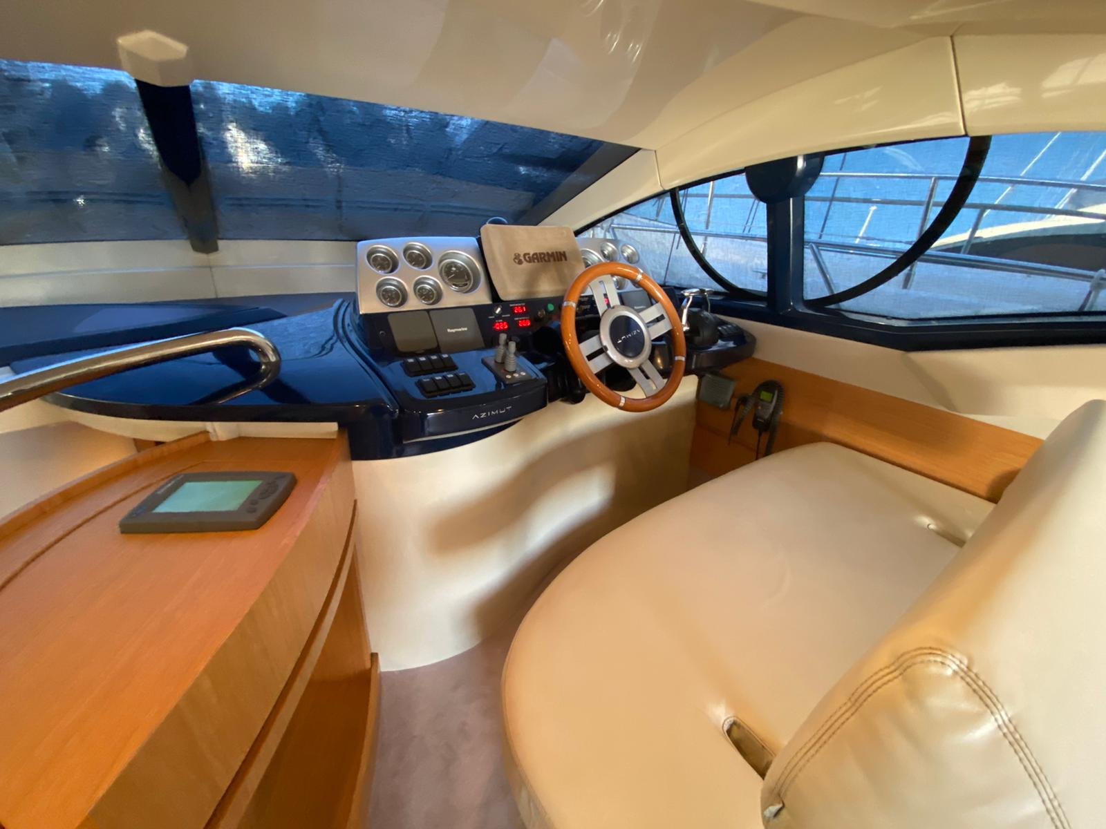Azimut 43 Fly · 2005 for sale in Croatia — photo 2