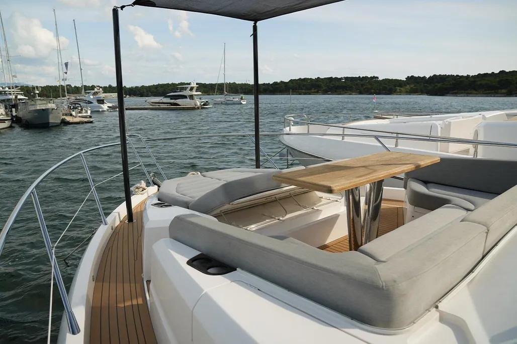 Sunseeker 66 Manhattan · 2017 zu verkaufen – Kroatien — Foto 9