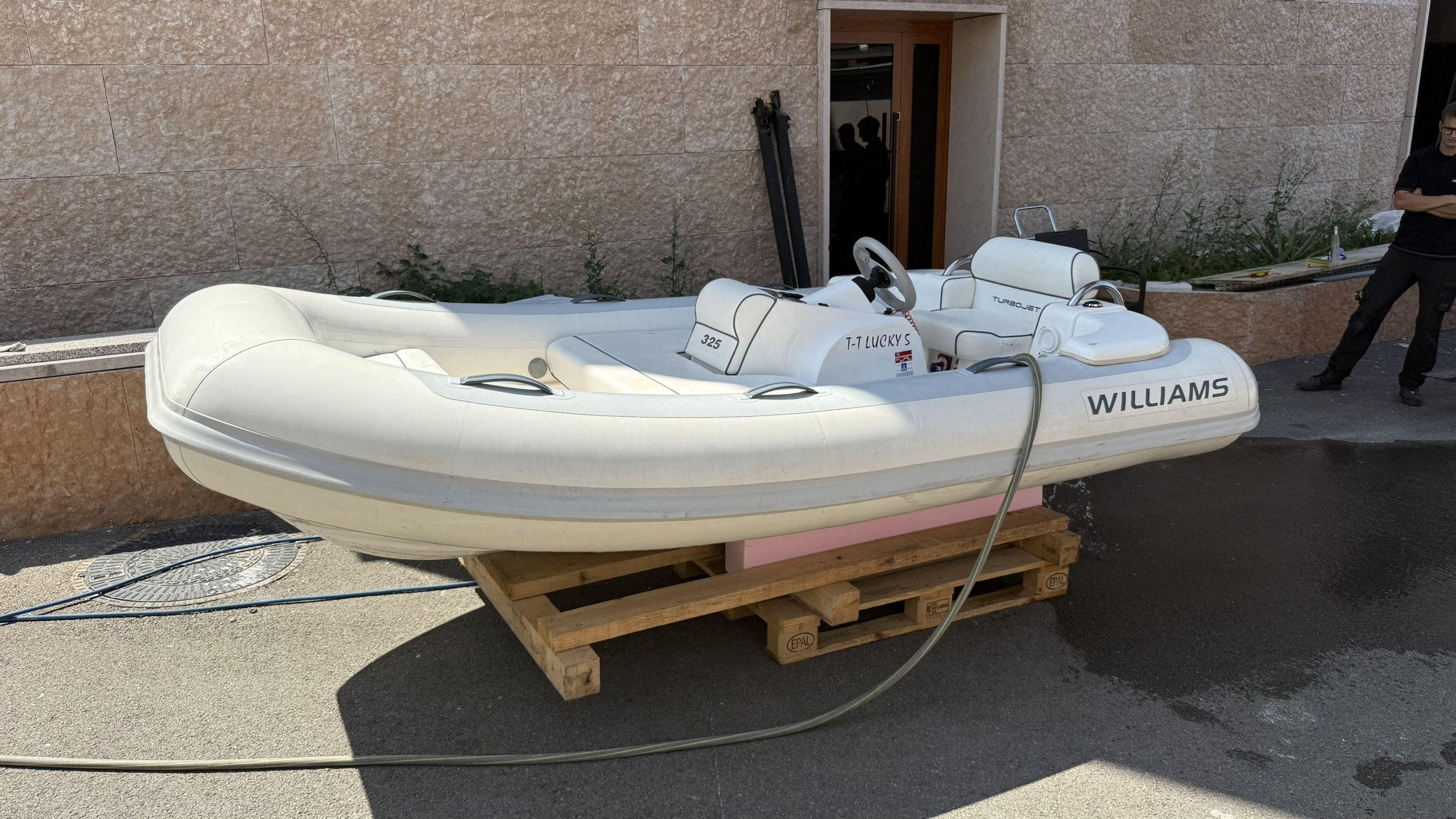 Williams 325 Turbo Jet · 2009 en venta en Croacia — foto 7