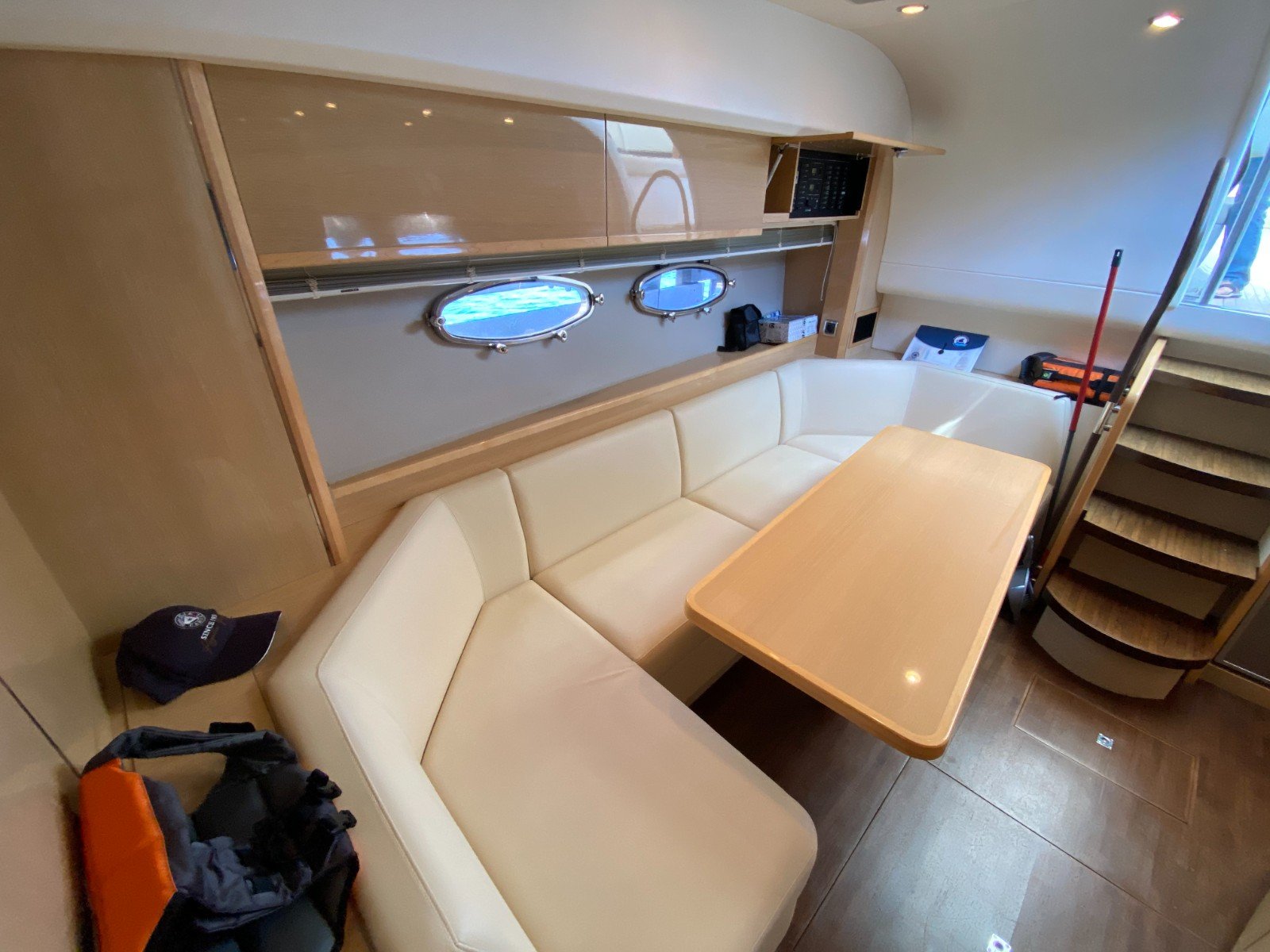 Princess V45 · 2010 en venta en Croacia — foto 3