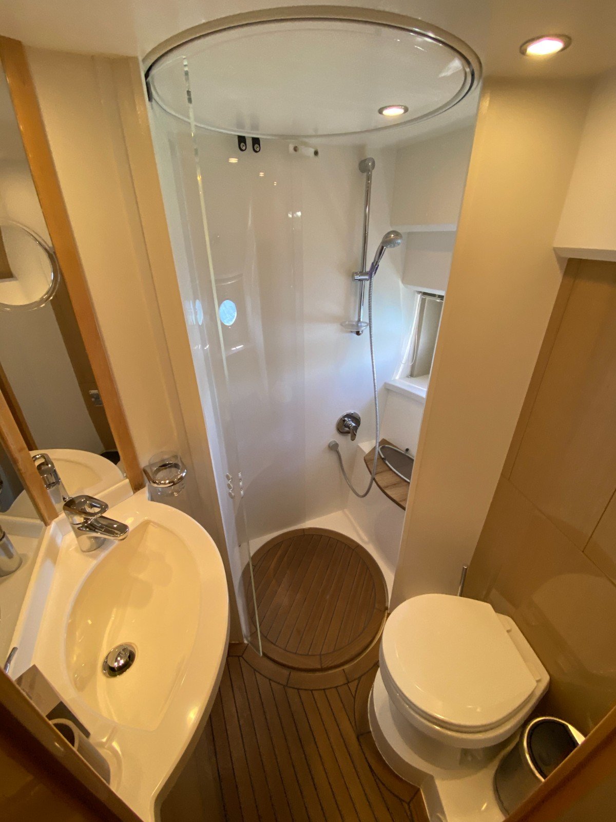 Princess V45 · 2010 en venta en Croacia — foto 10