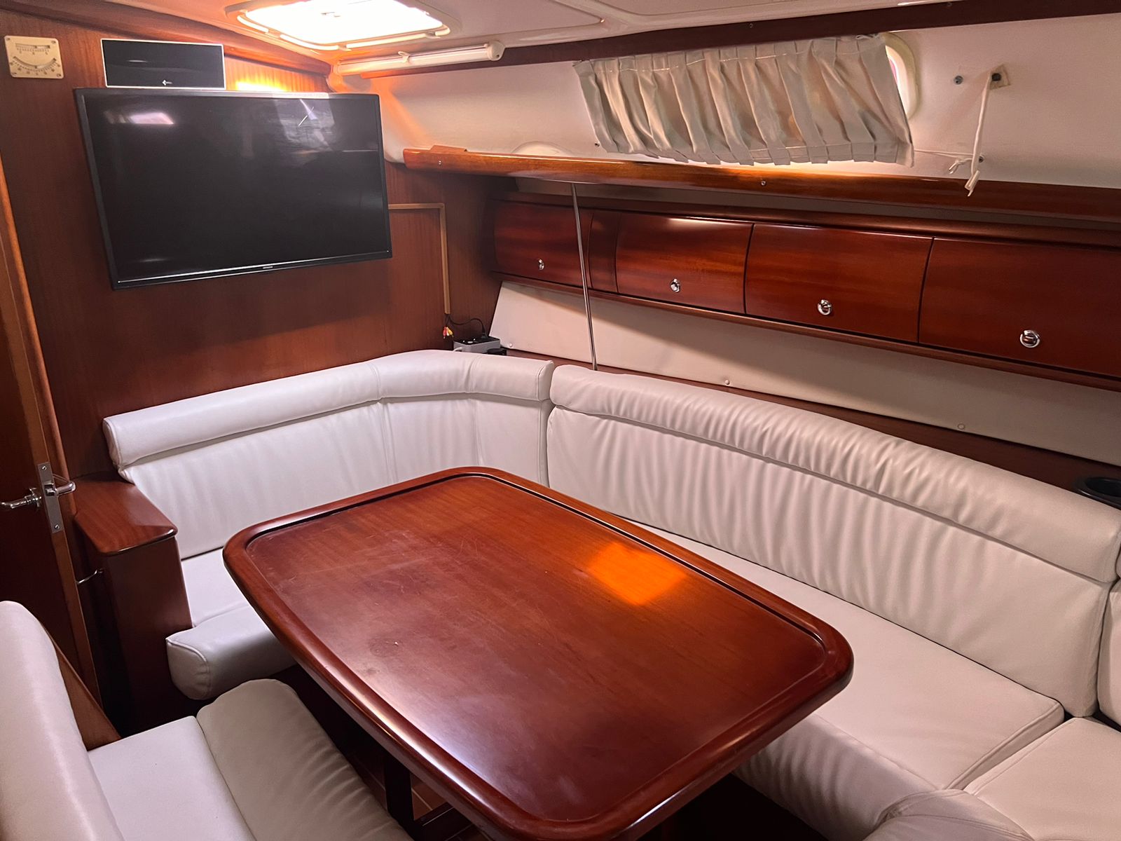 Bavaria 38 · 2004 à vendre – Athènes et golfe Saronique — photo 5