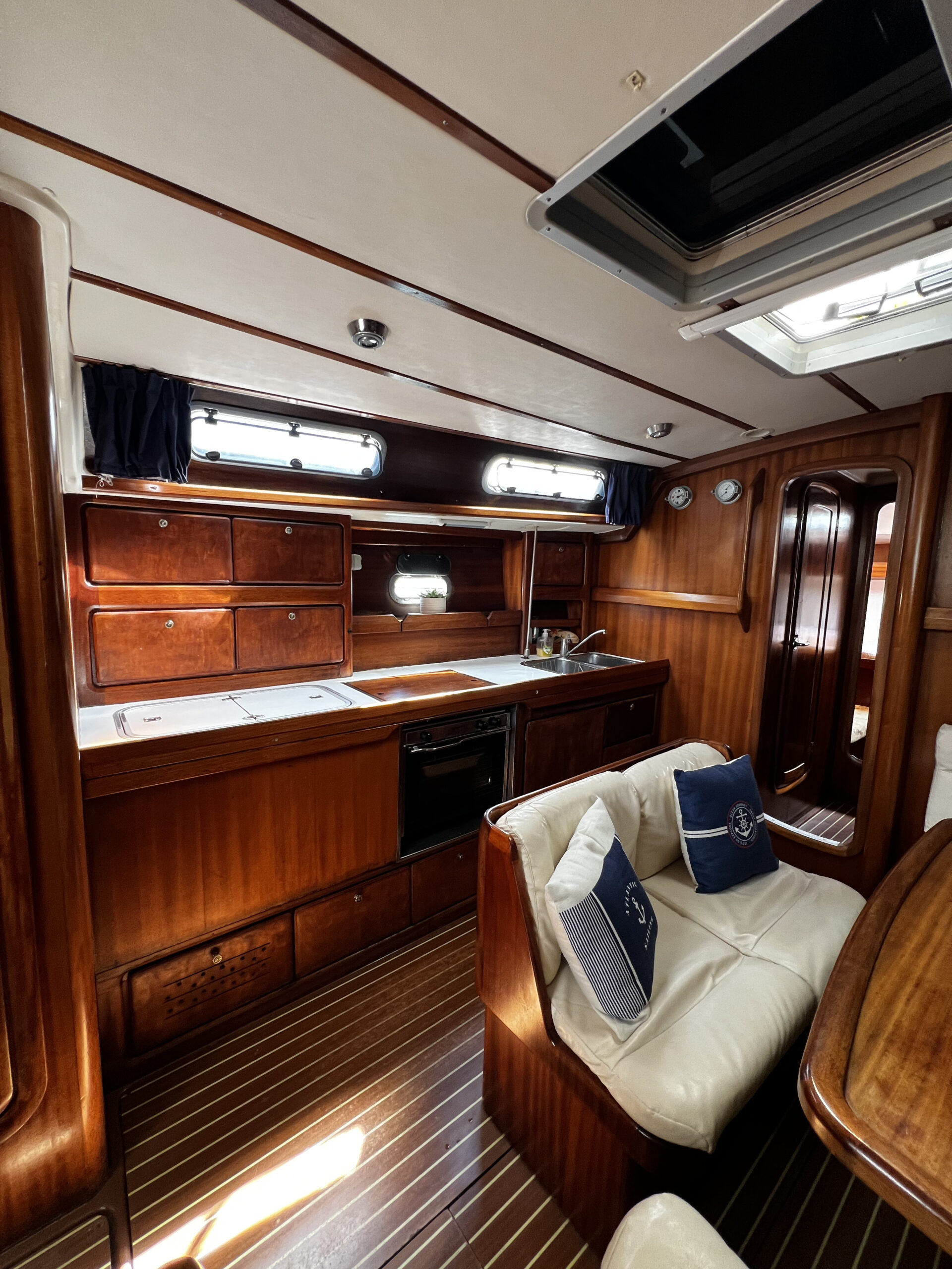 Bavaria 42 · 2000 à vendre – Athènes et golfe Saronique — photo 4