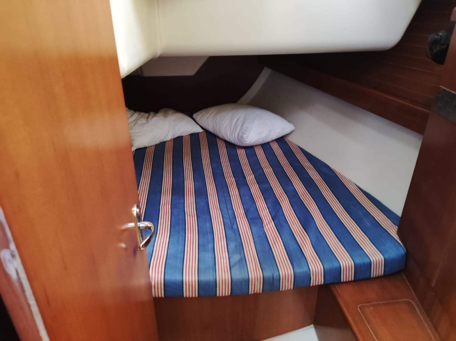 Dufour 385 GL · 2006 en venta en Cícladas y Dodecaneso — foto 7