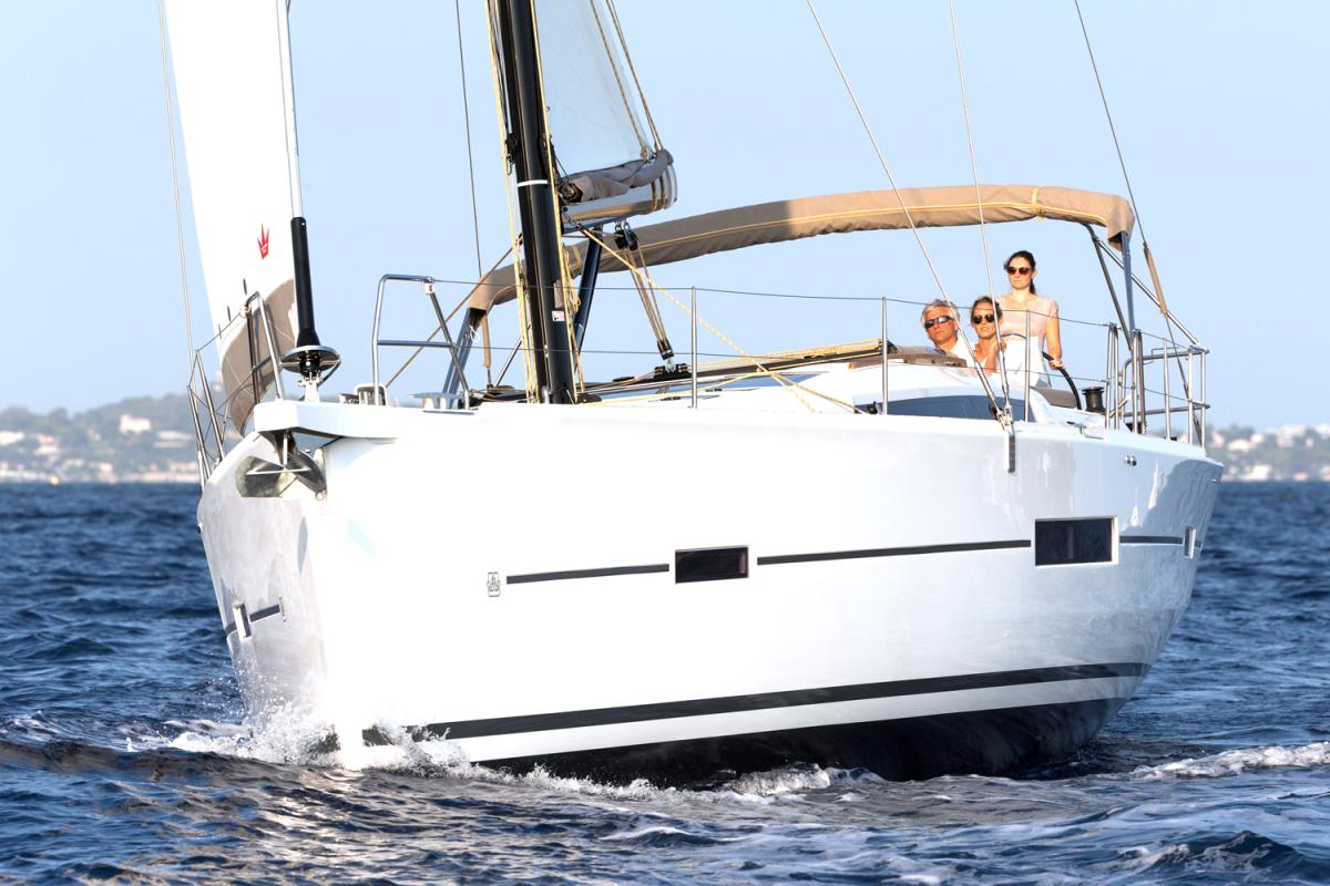 Dufour 520 Grand Large · 2018 en venta en Atenas y Sarónico — foto 1
