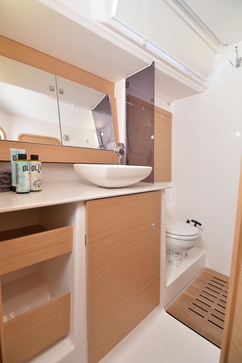 Dufour 520 Grand Large · 2018 en venta en Atenas y Sarónico — foto 9