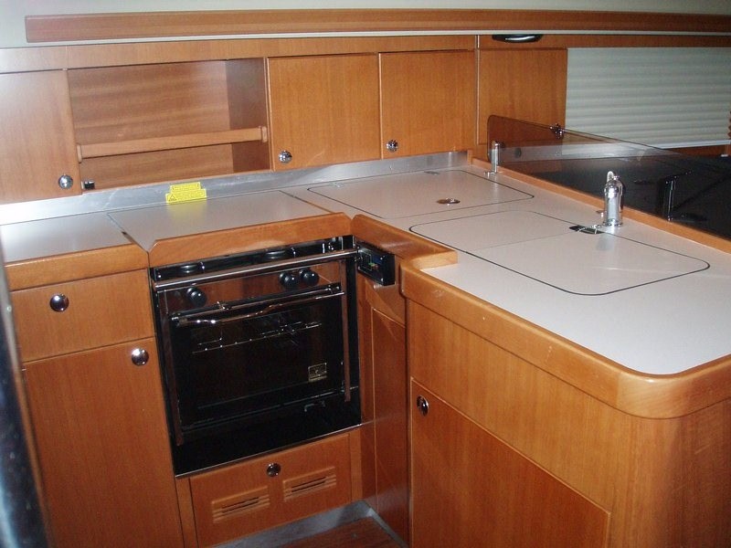 Elan 384 Impression · 2011 en venta en Atenas y Sarónico — foto 7