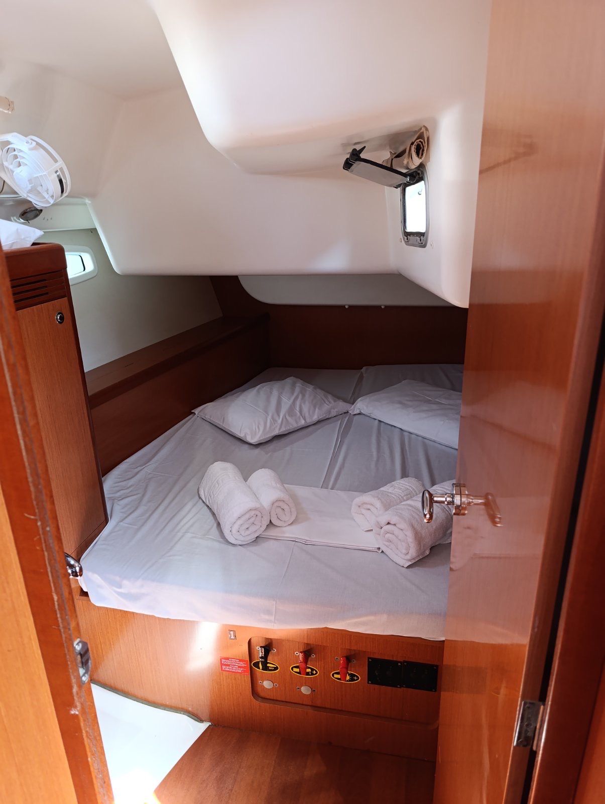 Beneteau Oceanis 43.3 · 2011 zu verkaufen – Athen und Saronischer Golf — Foto 4