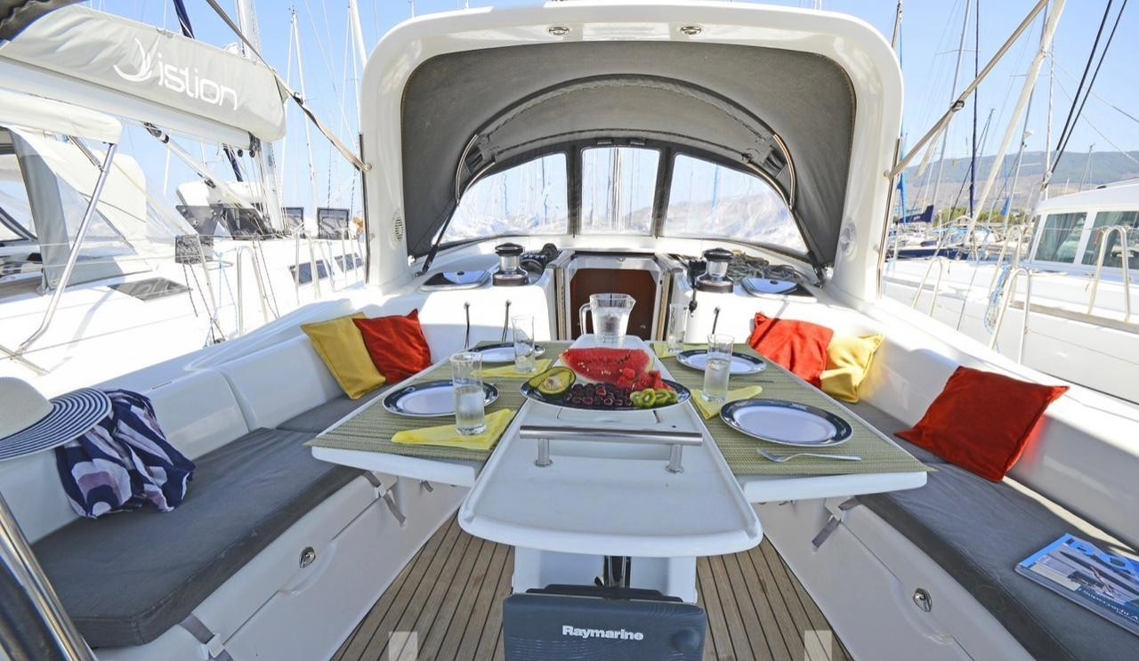 Beneteau Oceanis 50 F · 2012 in vendita in Atene e Golfo Saronico — foto 3
