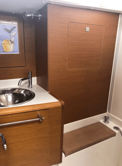 Jeanneau Sun Odyssey 419 · 2018 zu verkaufen – Athen und Saronischer Golf — Foto 6