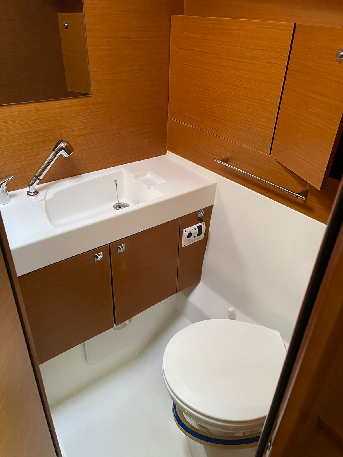 Jeanneau Sun Odyssey 479 · 2018 zu verkaufen – Athen und Saronischer Golf — Foto 9
