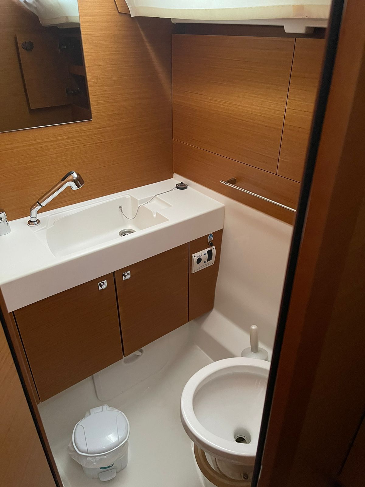 Jeanneau Sun Odyssey 479 · 2018 zu verkaufen – Athen und Saronischer Golf — Foto 10