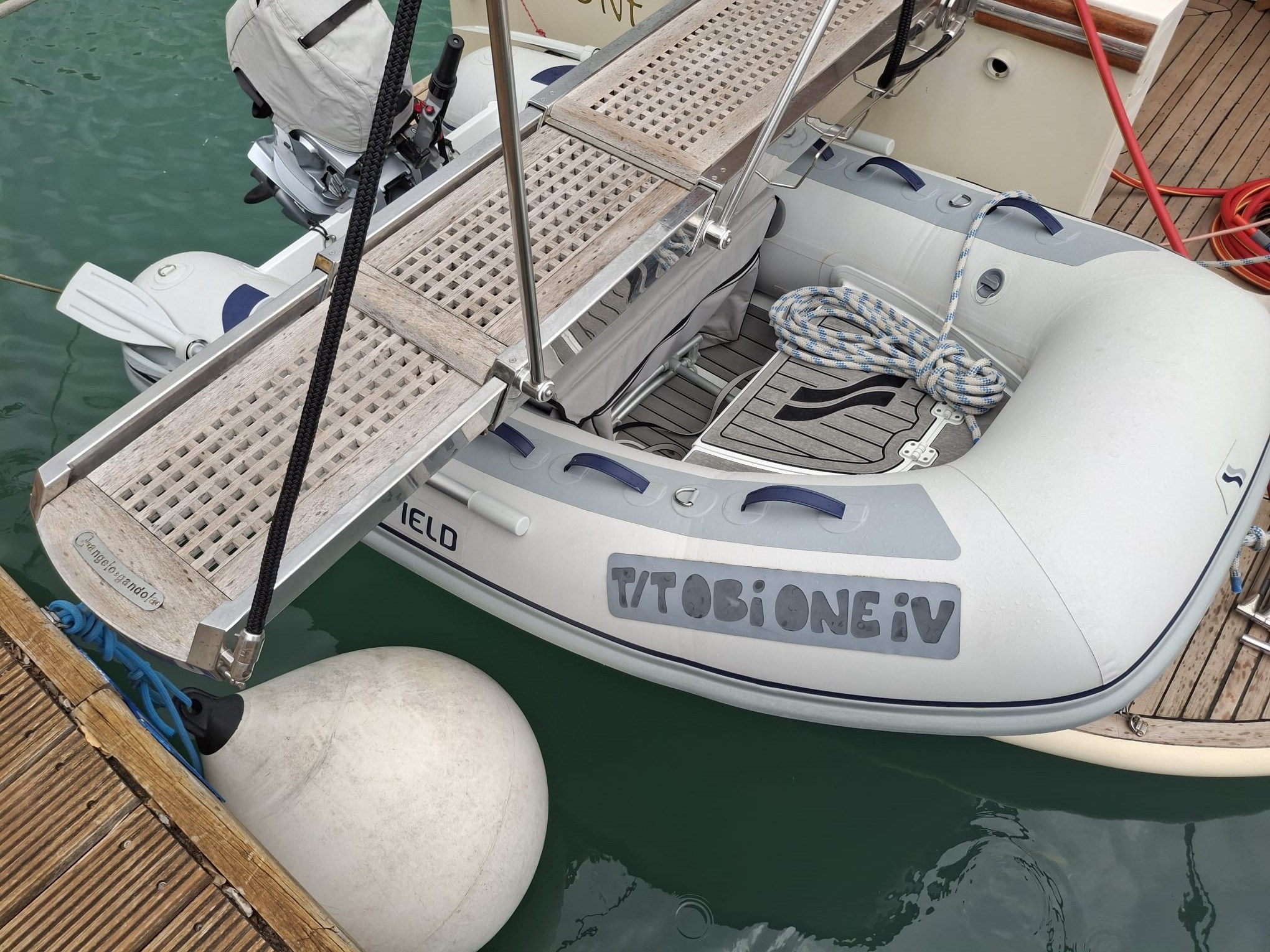 Cantieri Estensi 440 Goldstar Fly · 2004 zu verkaufen – Toskana (Livorno und Elba) — Foto 4