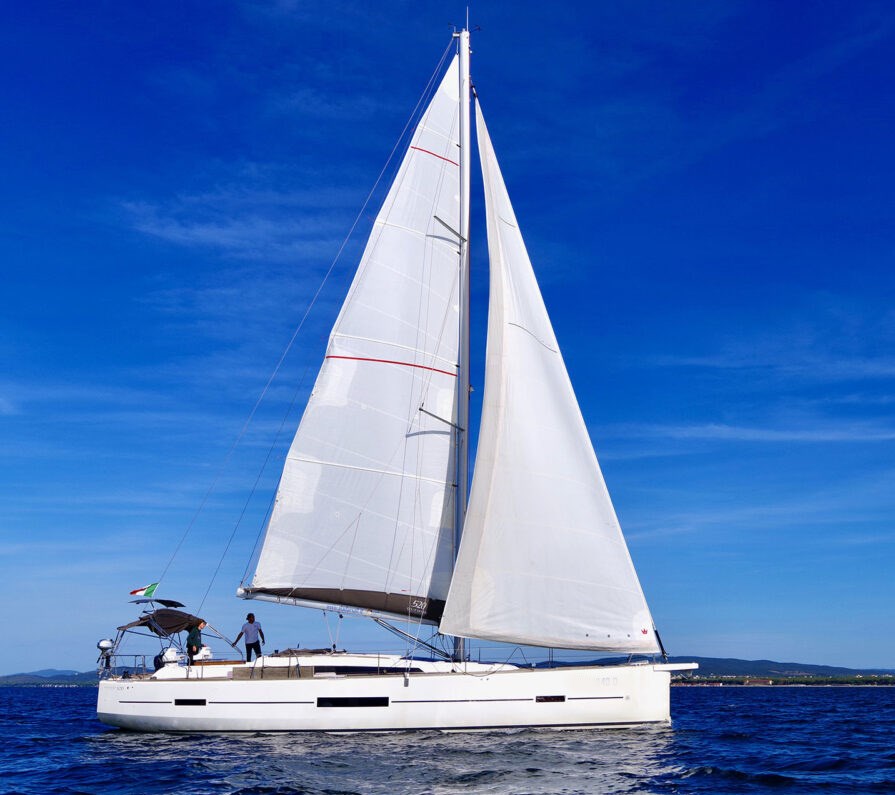 Dufour 520 GL · 2018 en venta en Toscana (Livorno y Elba) — foto 1