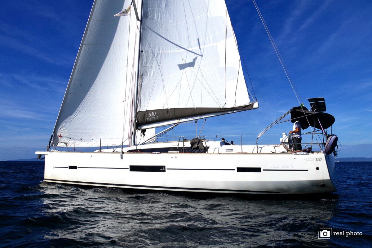 Dufour 520 GL · 2018 en venta en Toscana (Livorno y Elba) — foto 3