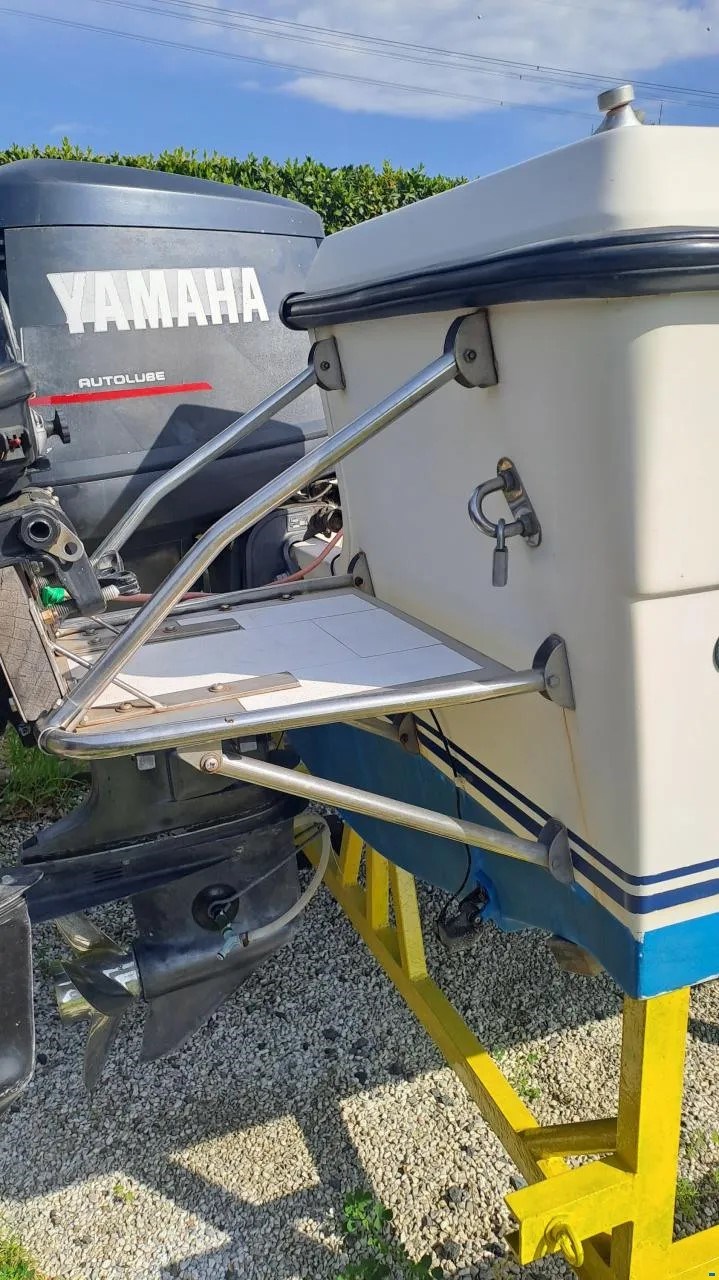 Pursuit 21,50 WA · 1993 à vendre – Toscane (Livourne et Elbe) — photo 10