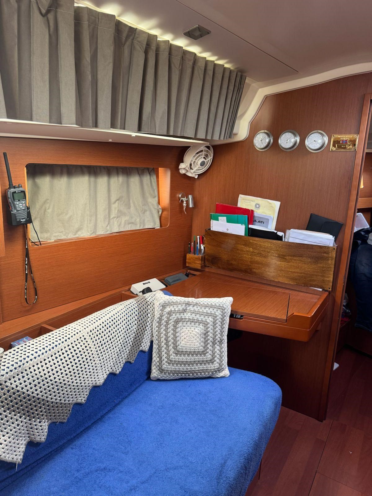 Beneteau Oceanis 41.1 · 2017 en venta en Nápoles y Amalfi — foto 10