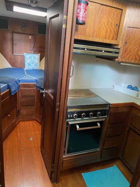 Hatteras 39 Motor Yacht · 1974 zu verkaufen – Sardinien — Foto 9