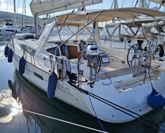Beneteau Oceanis 45 · 2017 en venta en Toscana (Livorno y Elba) — foto 3