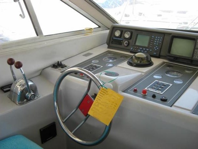 Azimut Az 32 · 1990 en venta en Otra zona — foto 6