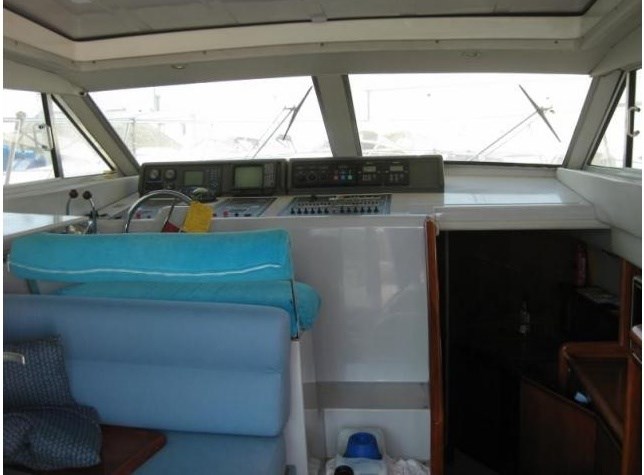 Azimut Az 32 · 1990 en venta en Otra zona — foto 7