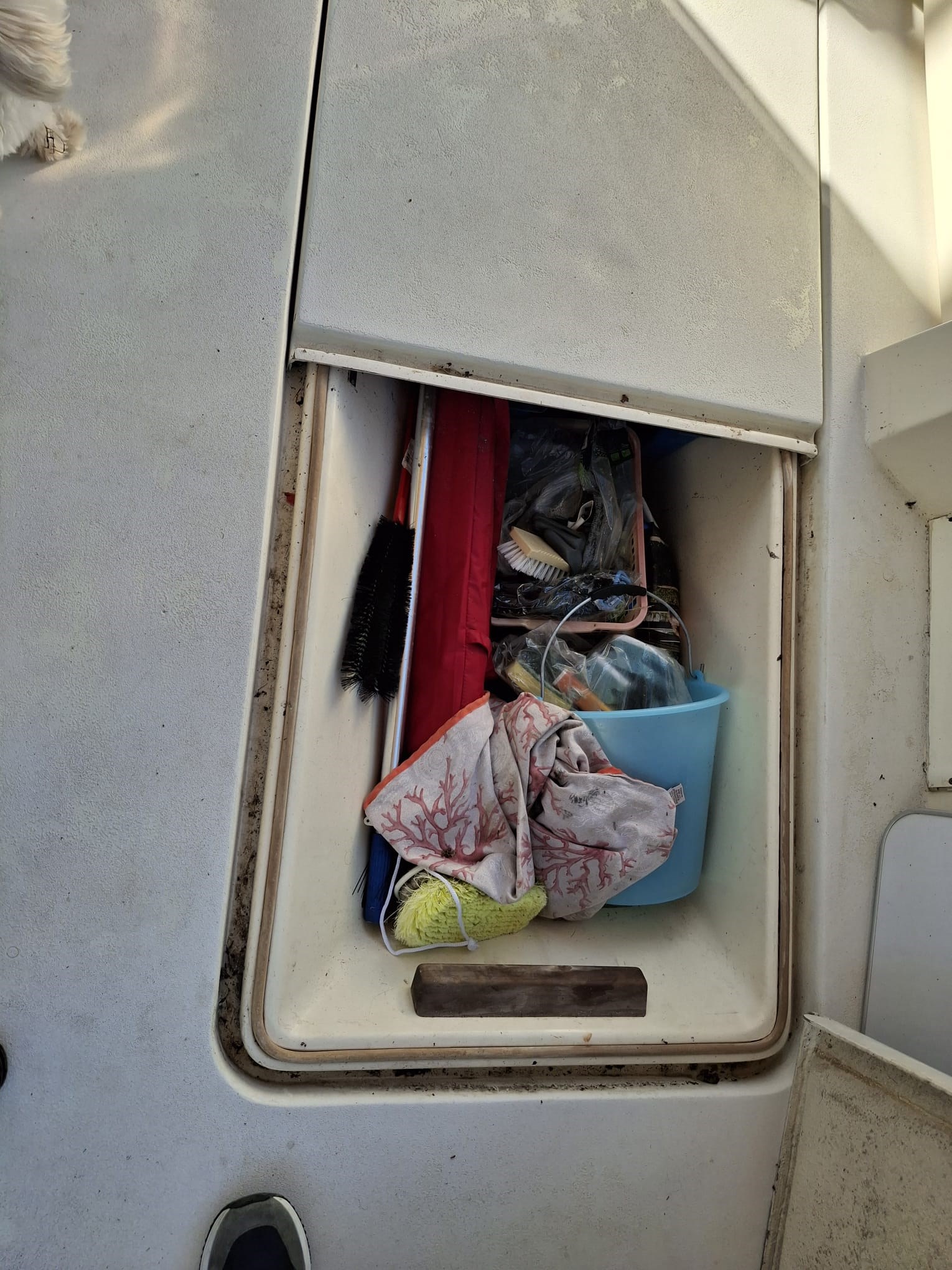 Hatteras 38 Convertible · 1992 en venta en Toscana (Livorno y Elba) — foto 10