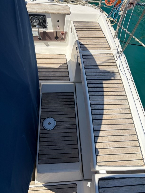 Dufour 40 · 2004 zu verkaufen – Toskana (Livorno und Elba) — Foto 5