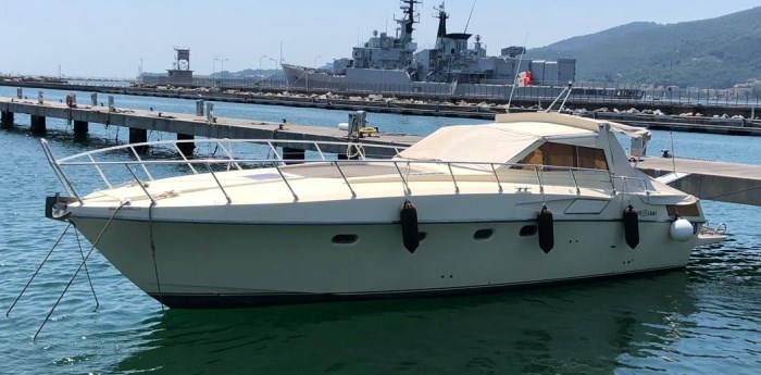 Ferretti 38 Roadstar · 1984 in vendita in Toscana (Livorno ed Elba) — foto 1