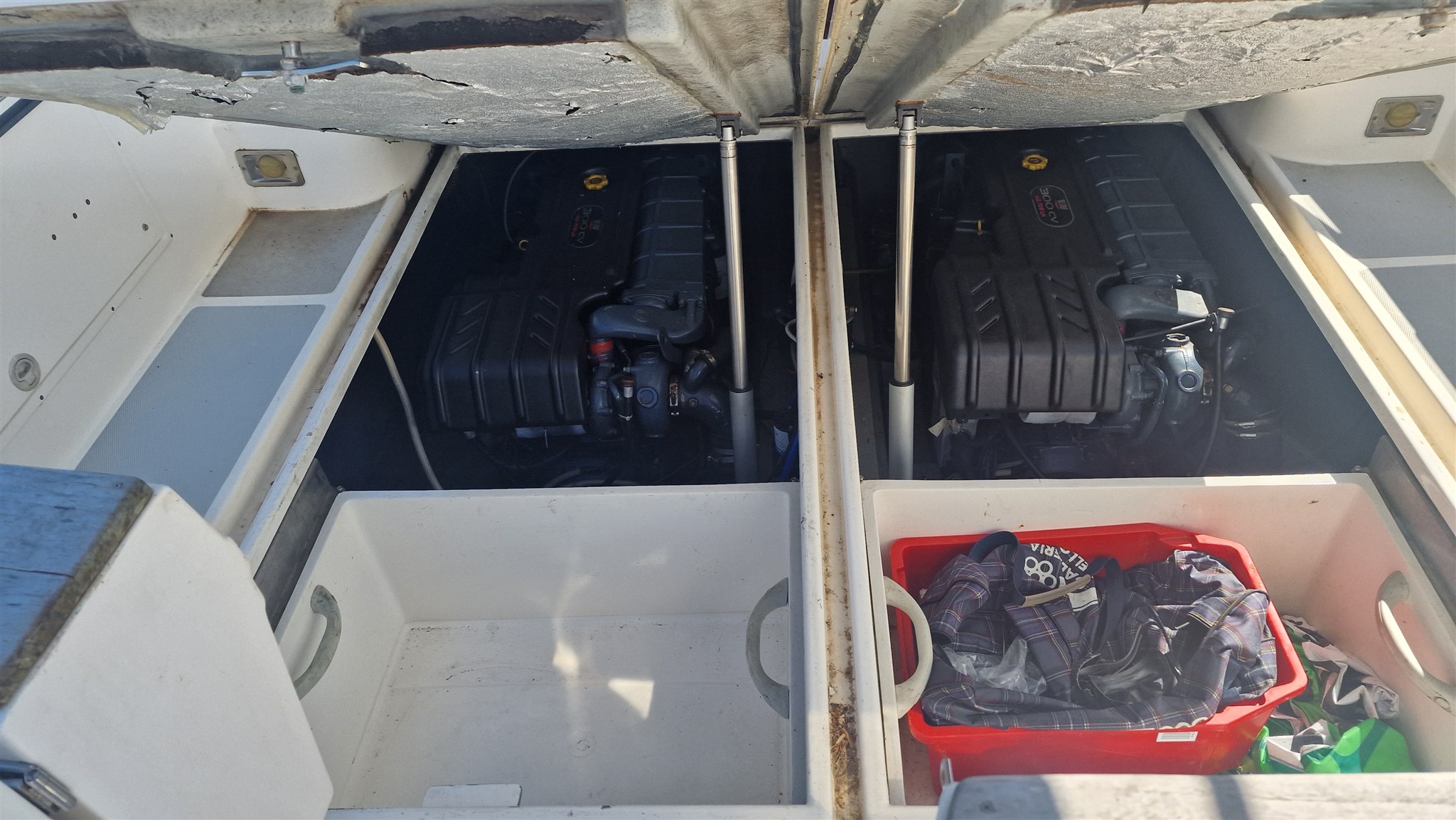 Polyform Triakis C 35 · 2005 for sale in Tuscany (Livorno & Elba) — photo 7