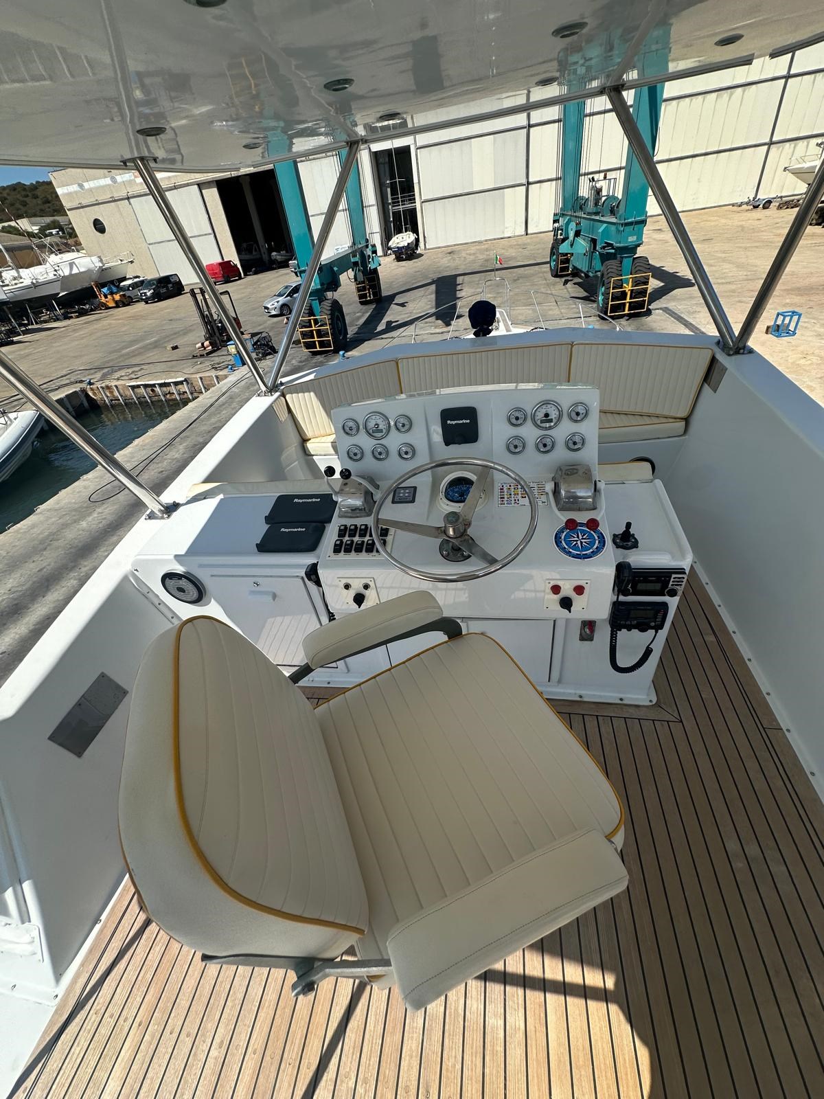 Hatteras 53 Conv. · 1974 en venta en Cerdeña — foto 8