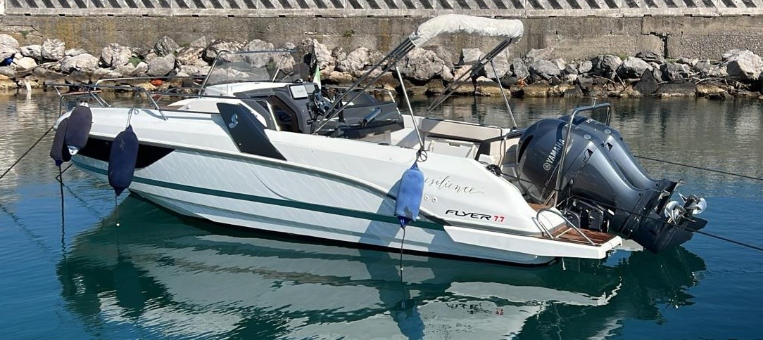 Beneteau FLYER 7.7 Sundeck · 2019 en venta en Nápoles y Amalfi — foto 1
