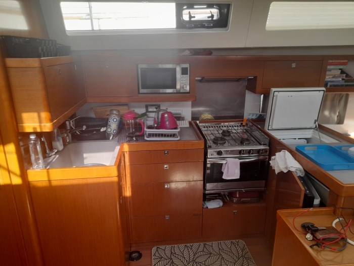 Beneteau Oceanis 55 · 2015 for sale in French Riviera — photo 6